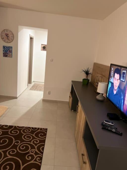 Sparrow Apartmens - Vrabcia Ulica 9, Kosice Ngoại thất bức ảnh