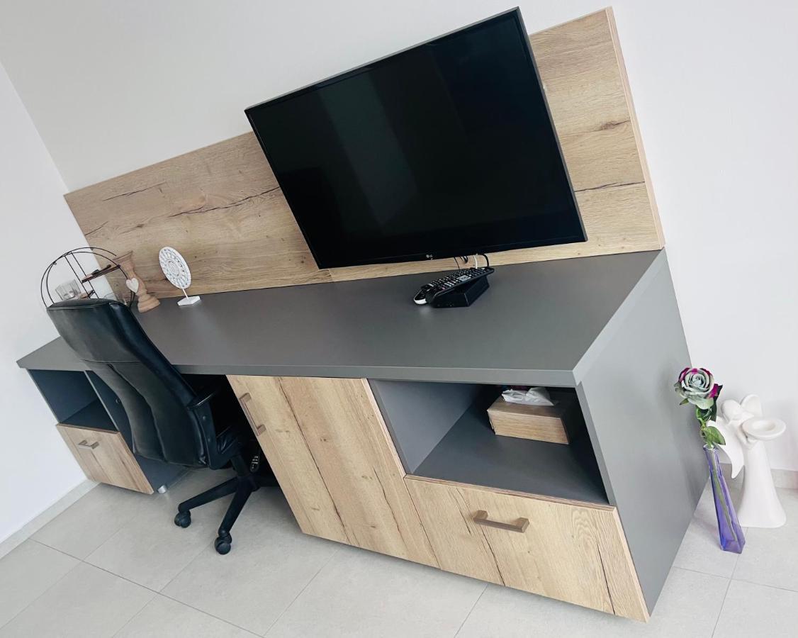 Sparrow Apartmens - Vrabcia Ulica 9, Kosice Ngoại thất bức ảnh