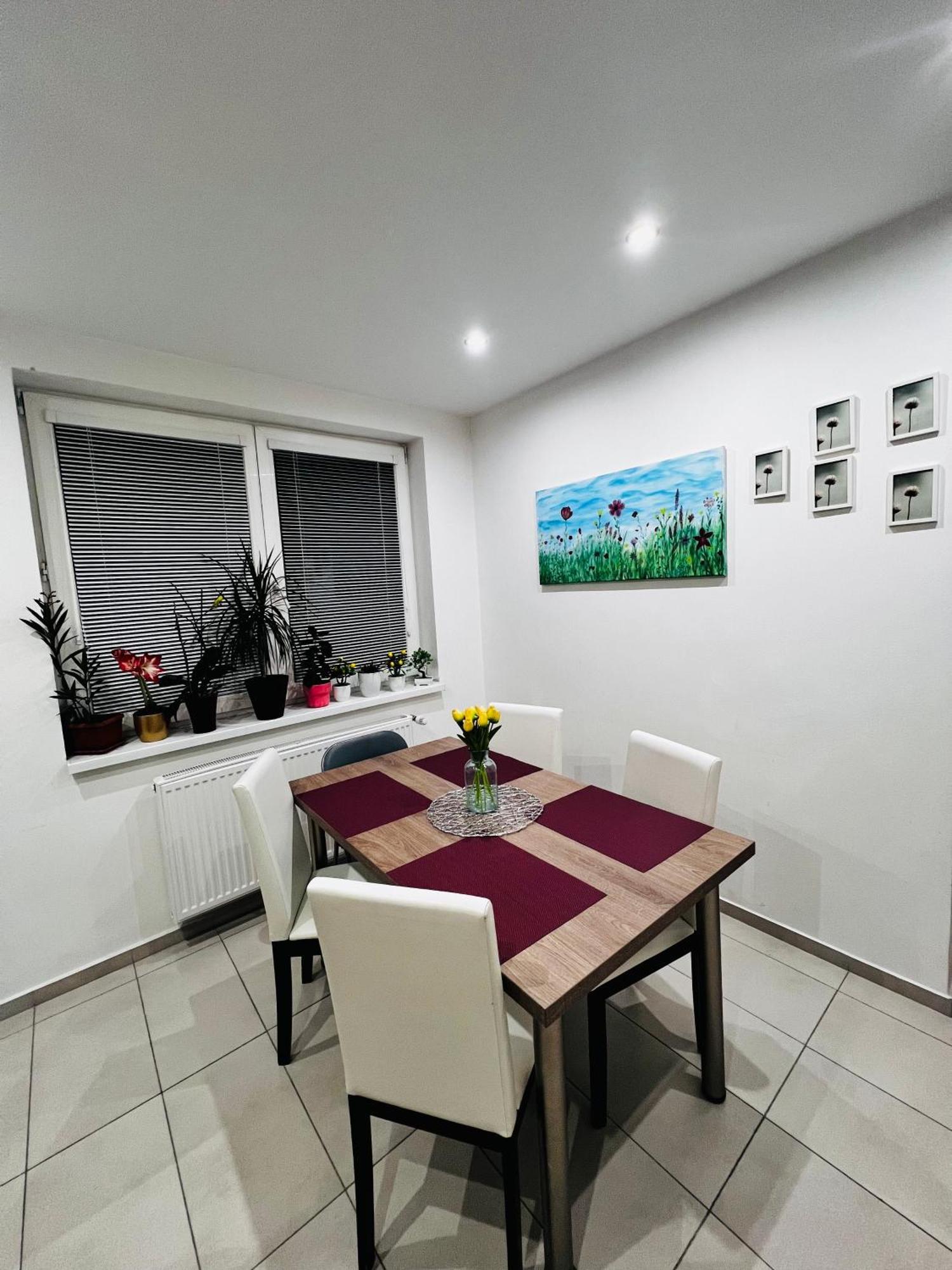 Sparrow Apartmens - Vrabcia Ulica 9, Kosice Ngoại thất bức ảnh
