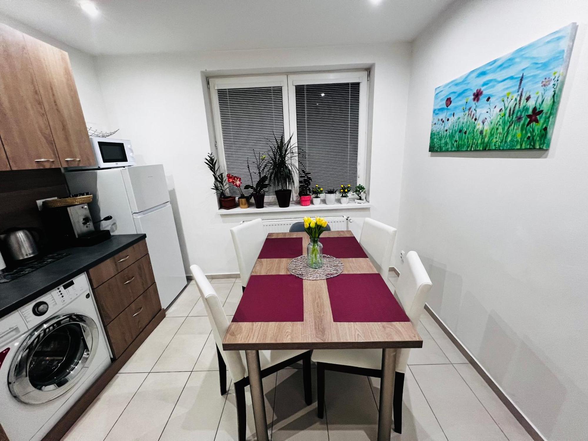 Sparrow Apartmens - Vrabcia Ulica 9, Kosice Ngoại thất bức ảnh